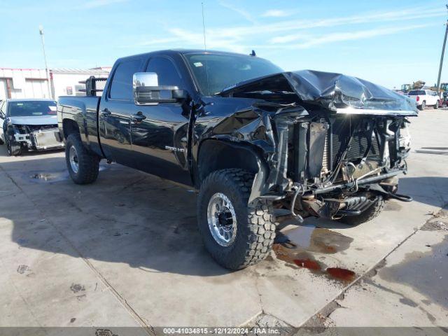  Salvage Chevrolet Silverado 2500