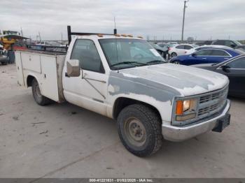  Salvage Chevrolet C2500 Chassis