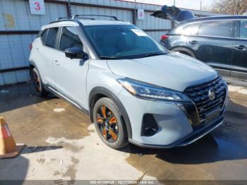  Salvage Nissan Kicks