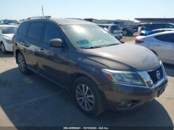  Salvage Nissan Pathfinder