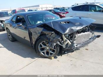  Salvage Dodge Challenger