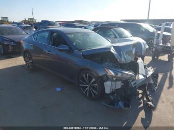  Salvage Nissan Altima