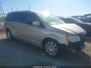  Salvage Chrysler Town & Country