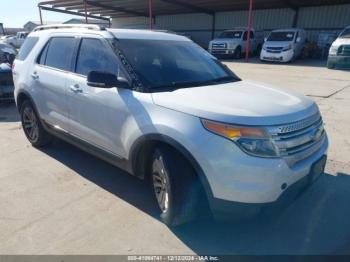  Salvage Ford Explorer