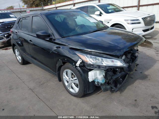  Salvage Nissan Kicks