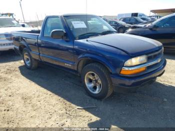  Salvage Chevrolet S-10