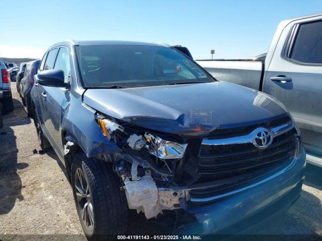  Salvage Toyota Highlander