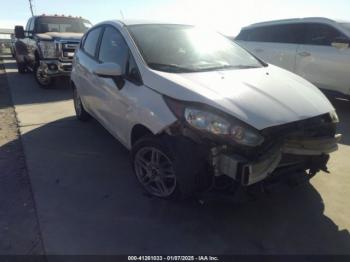  Salvage Ford Fiesta