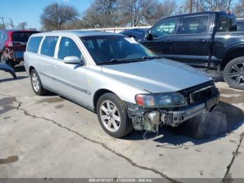  Salvage Volvo V70