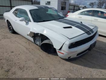  Salvage Dodge Challenger