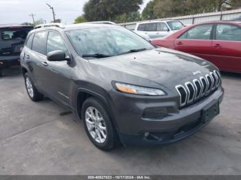  Salvage Jeep Cherokee