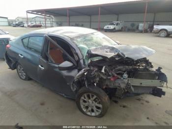  Salvage Nissan Versa