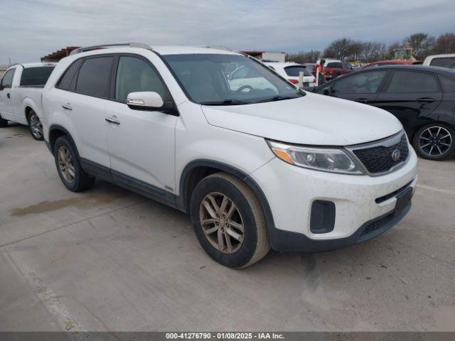  Salvage Kia Sorento