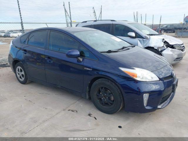  Salvage Toyota Prius