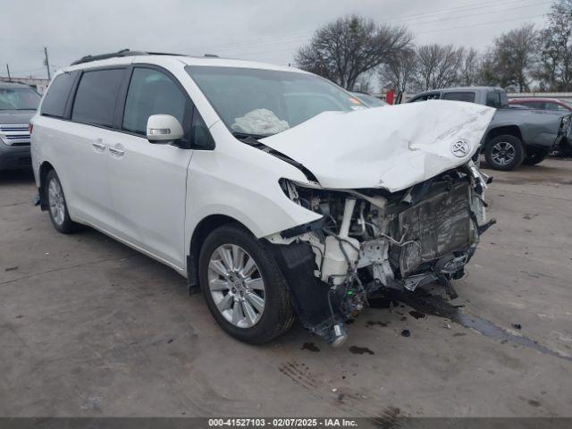  Salvage Toyota Sienna