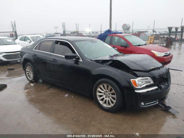  Salvage Chrysler 300