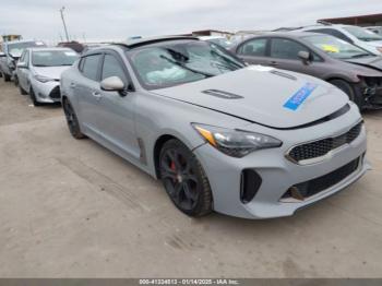  Salvage Kia Stinger