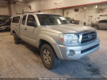  Salvage Toyota Tacoma