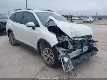  Salvage Subaru Forester