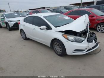  Salvage Kia Forte