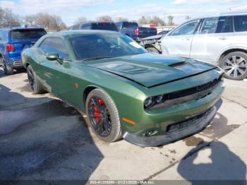  Salvage Dodge Challenger