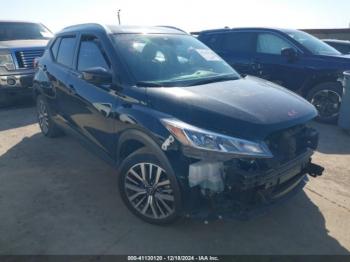  Salvage Nissan Kicks