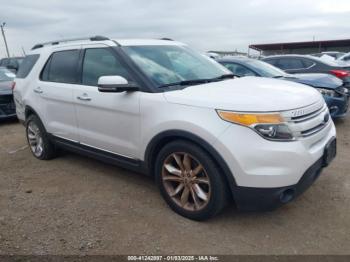  Salvage Ford Explorer