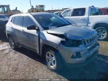  Salvage Jeep Compass