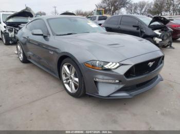  Salvage Ford Mustang