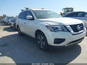  Salvage Nissan Pathfinder