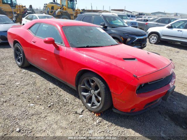  Salvage Dodge Challenger