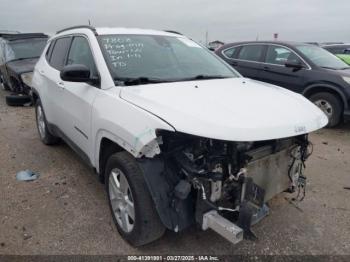  Salvage Jeep Compass