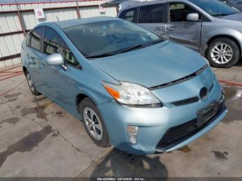  Salvage Toyota Prius