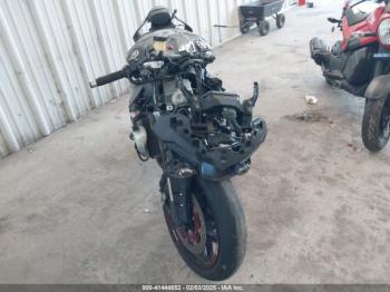  Salvage Yamaha Yzfr1