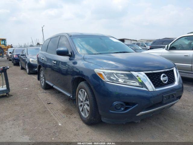  Salvage Nissan Pathfinder