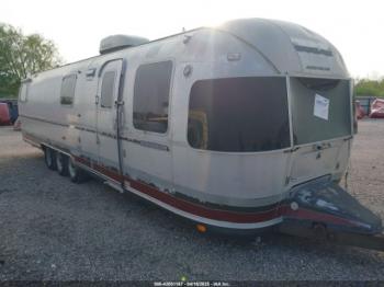  Salvage Airstream Airstream