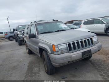  Salvage Jeep Grand Cherokee