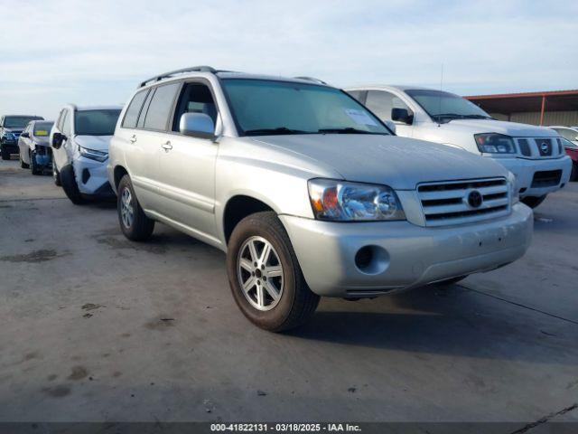  Salvage Toyota Highlander