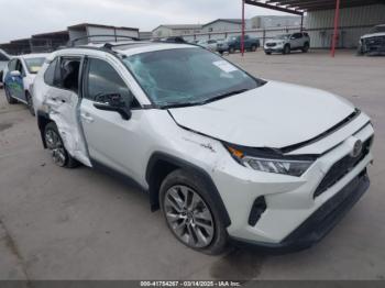  Salvage Toyota RAV4