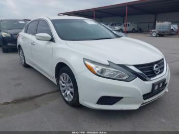  Salvage Nissan Altima