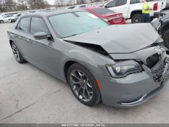  Salvage Chrysler 300