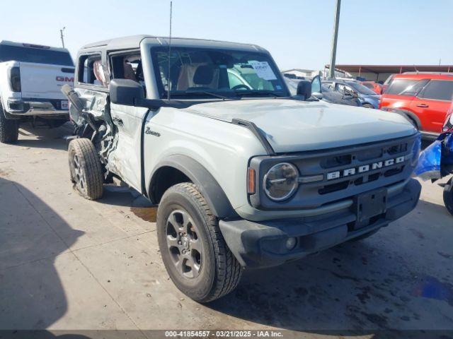  Salvage Ford Bronco