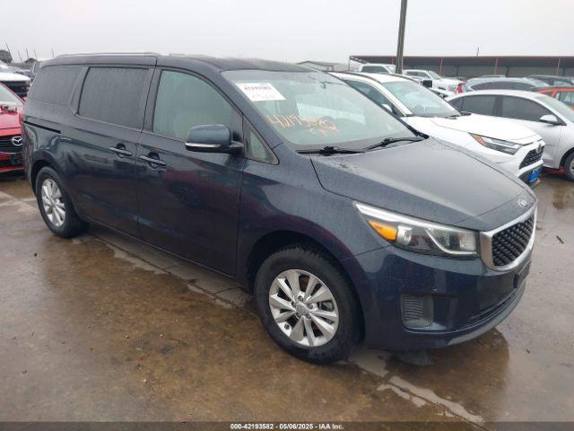  Salvage Kia Sedona