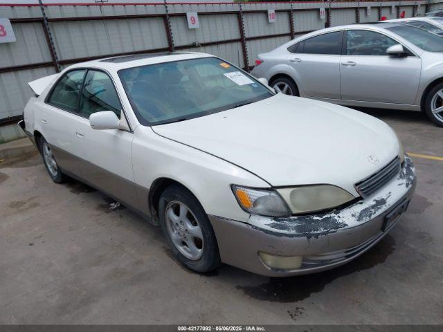  Salvage Lexus Es