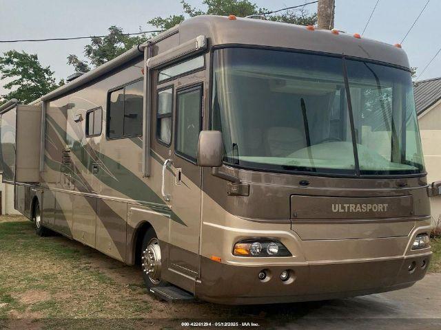  Salvage Freightliner Chassis