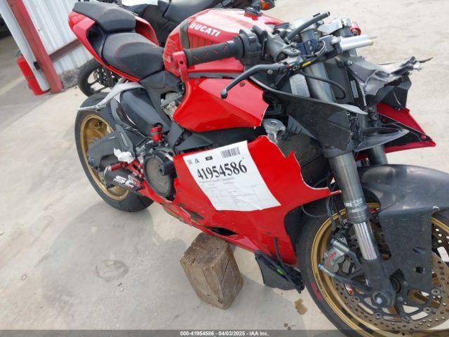  Salvage Ducati Superbike