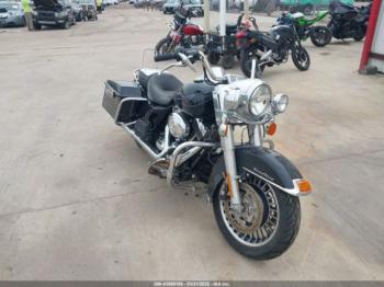  Salvage Harley-Davidson Flhr
