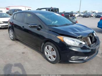  Salvage Kia Forte