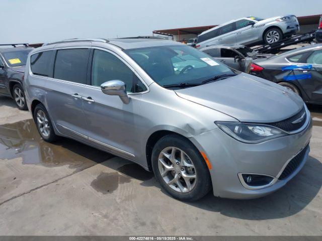  Salvage Chrysler Pacifica