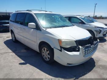  Salvage Chrysler Town & Country
